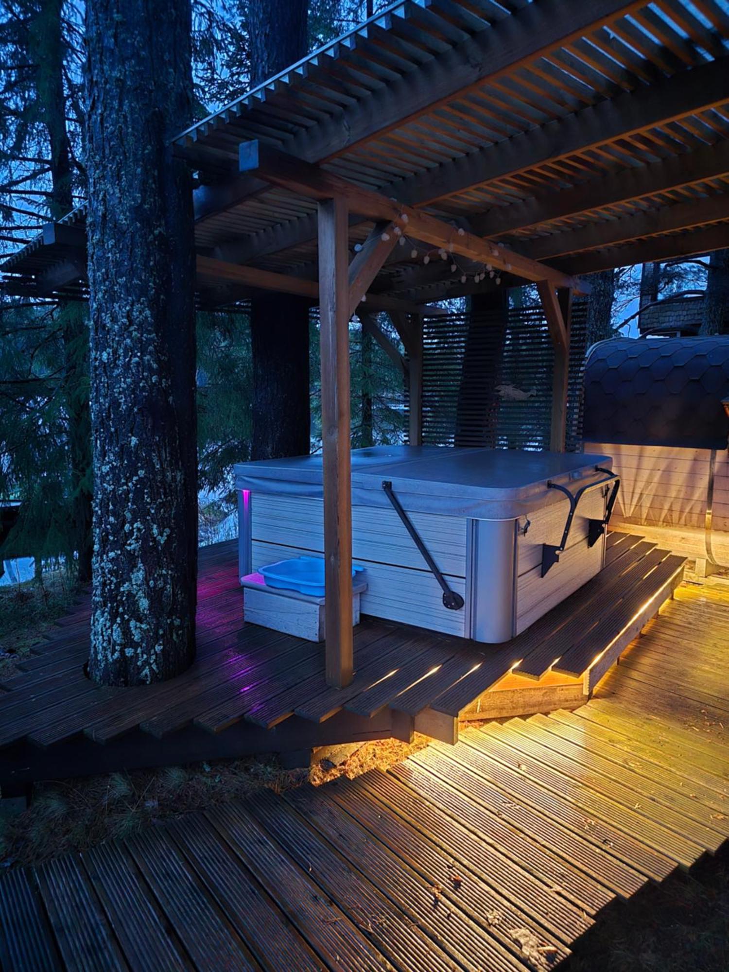 Treehouse Ciekurs Villa Dukuri Exterior photo